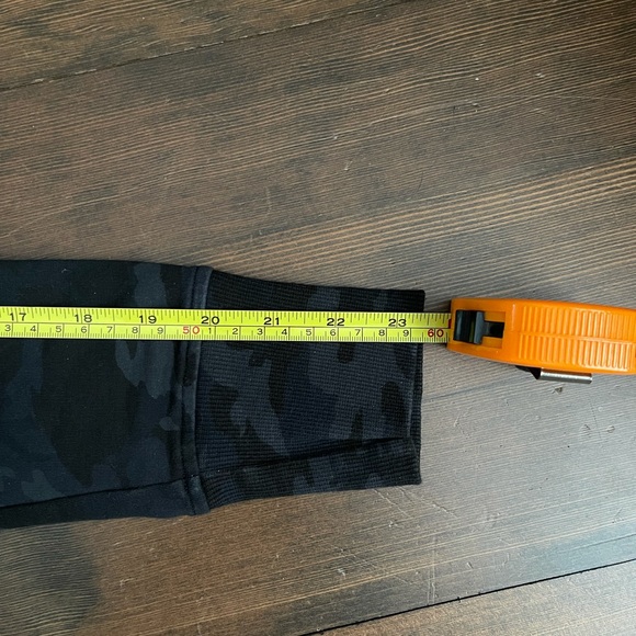 Lululemon Scuba Crew sweatshirt - Picture 12 of 15